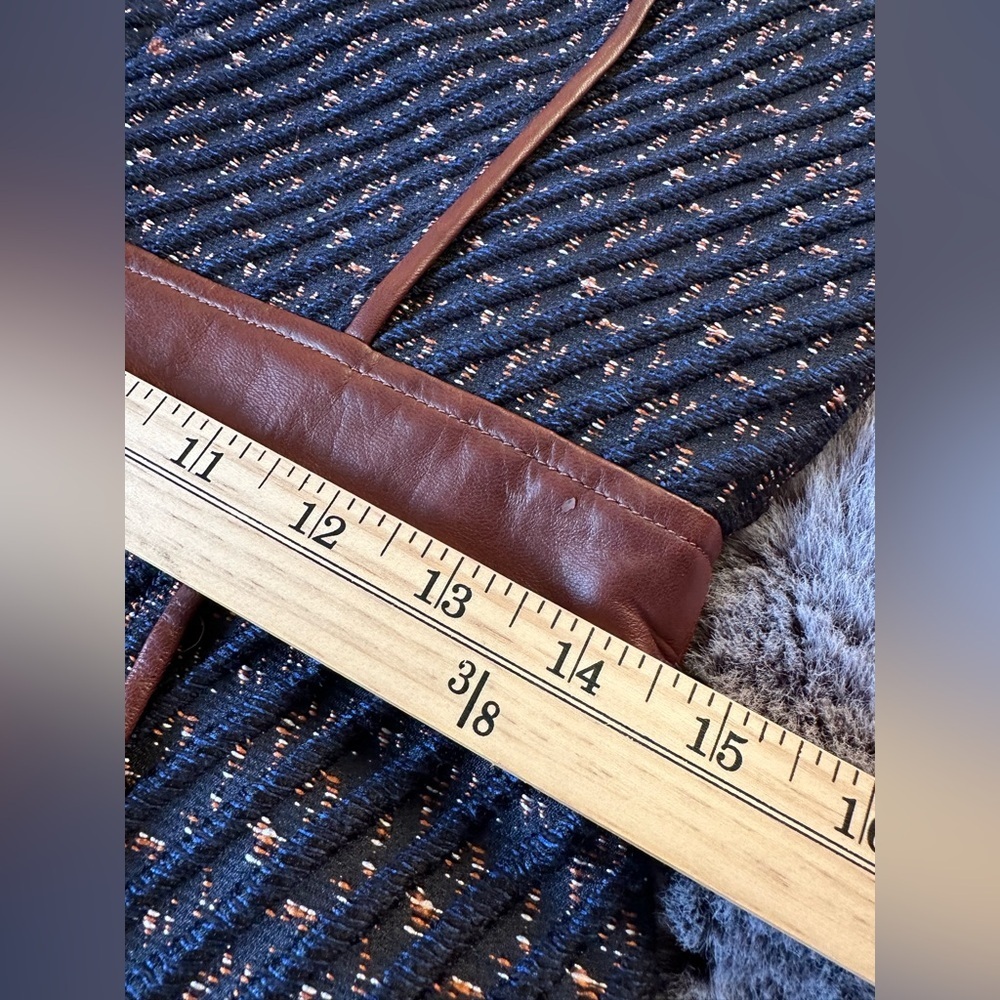 THEORY Calvino W. Heighten Mixed-Media Dress in Tweed and Leather size 8 - Picture 8 of 10